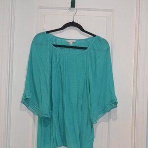 Counter Parts Top, size Large color green.